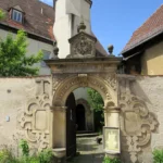 Äußeres Portal des Jahnaischen Hofes